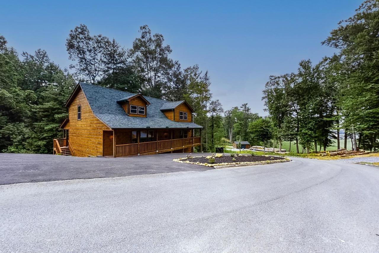 Misty Mountain Retreat Villa Sevierville Bagian luar foto