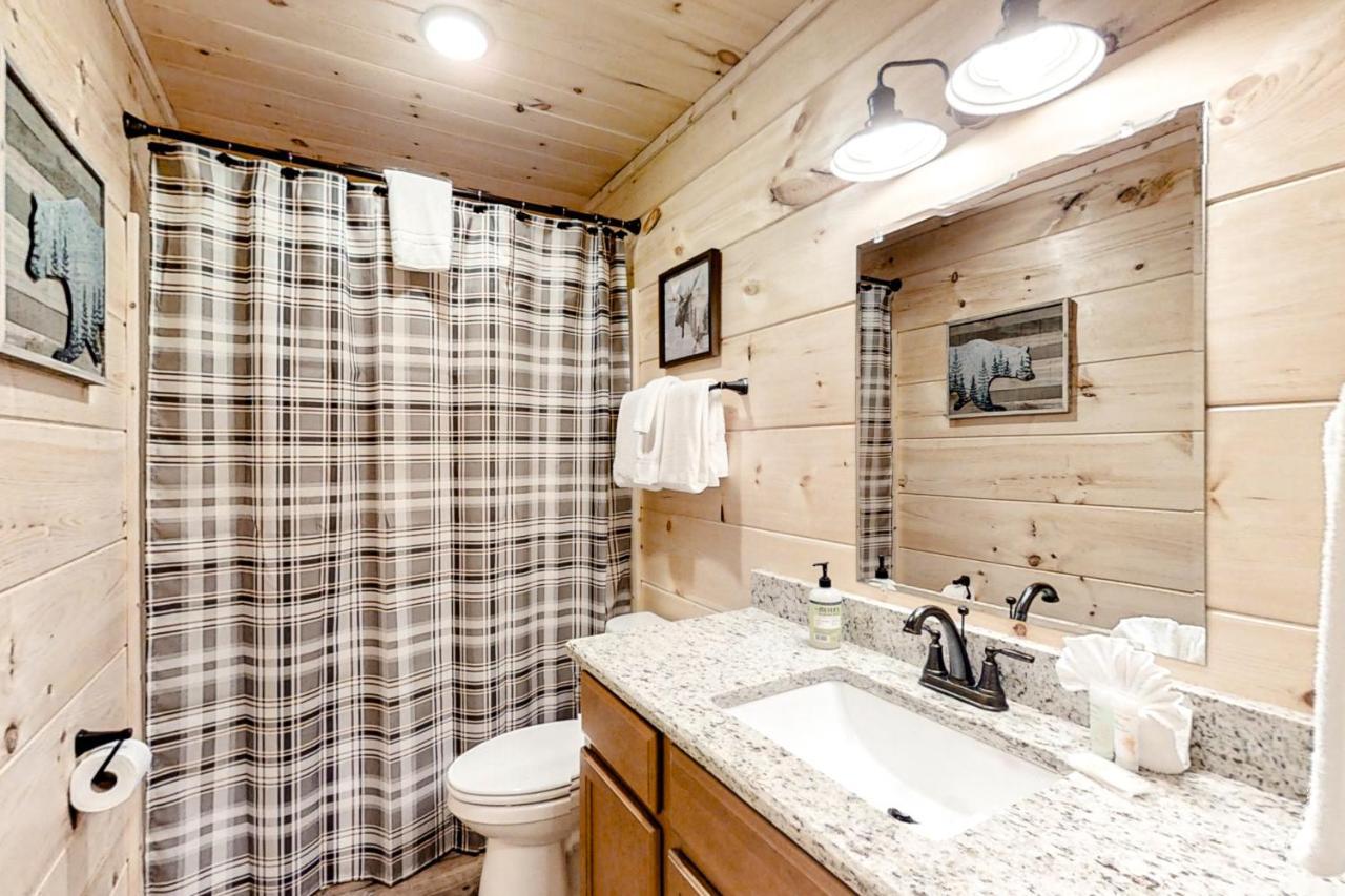 Misty Mountain Retreat Villa Sevierville Bagian luar foto